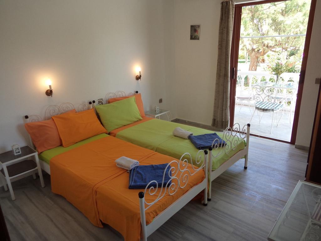 Renesis Studios Lithakia  Oda fotoğraf